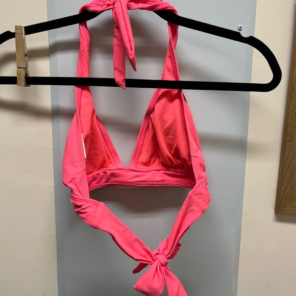 Pink bikini - Picture 2 of 4